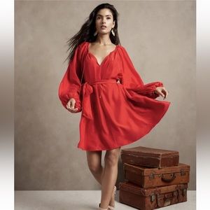 100% silk Banana Republic Dress